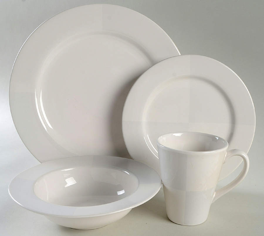 Arctic White 4 Piece Place Setting by Nautica-1