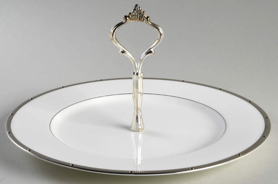 Rochelle Platinum Round Serving Plate with Handle (DP) by Noritake-1