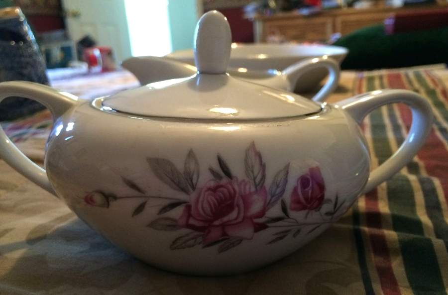 Wild Rose (Gold Trim) Sugar Bowl & Lid by Nasco (Japan)-1
