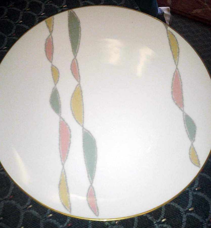 226 Dinner Plate by Noritake-1