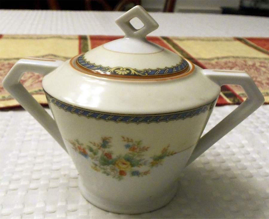 N1818 Sugar Bowl & Lid by Noritake-1