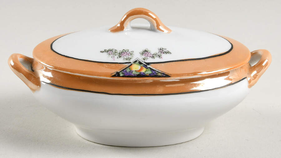 N1821 Toy Oval Covered Vegetable by Noritake-1