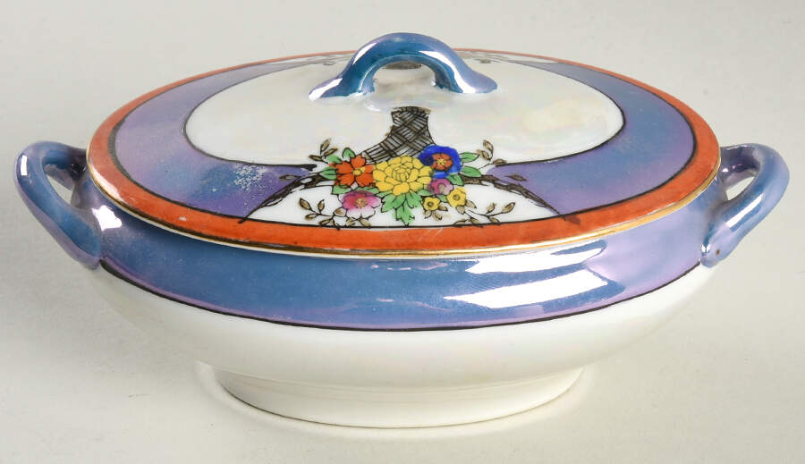N1822 Toy Oval Covered Vegetable by Noritake-1