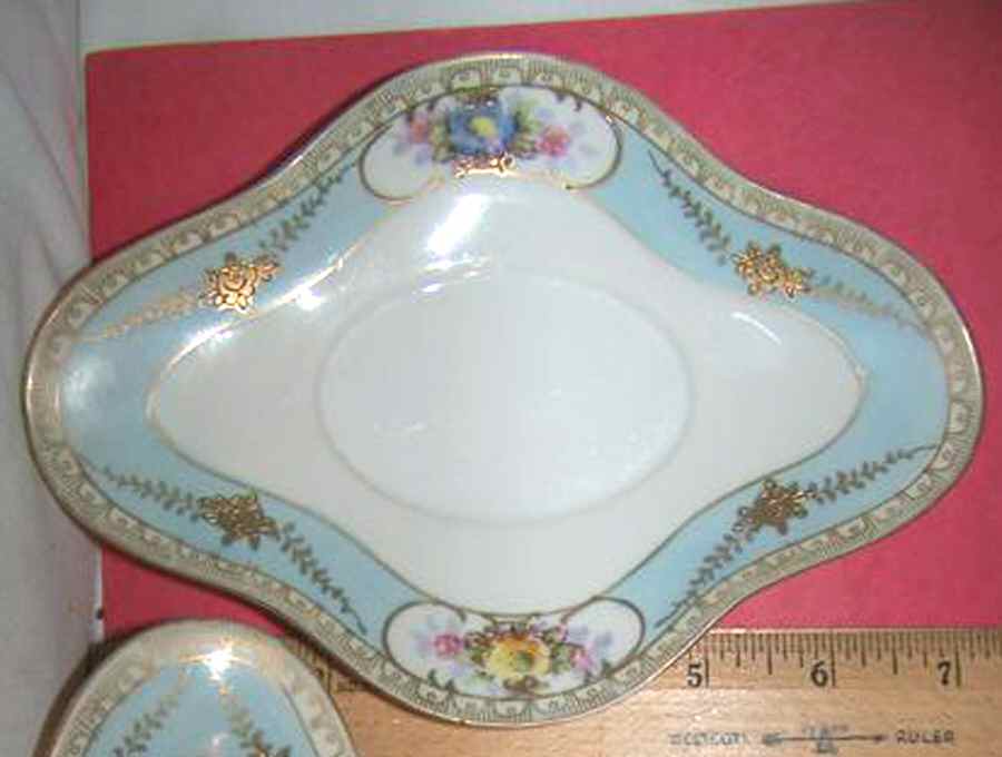 N1823 Underplate for Gravy Boat by Noritake-1