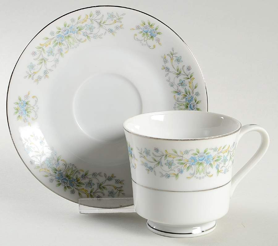 Caprice Footed Cup & Saucer Set by Nitto-1