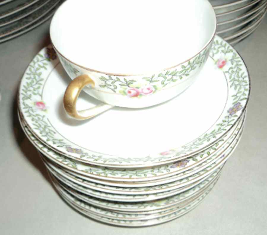 N1842 Flat Cup & Saucer Set by Noritake-1