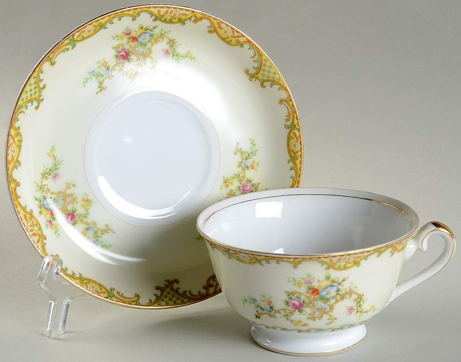 NIM1 Footed Cup & Saucer Set by Nimei (Japan)-1
