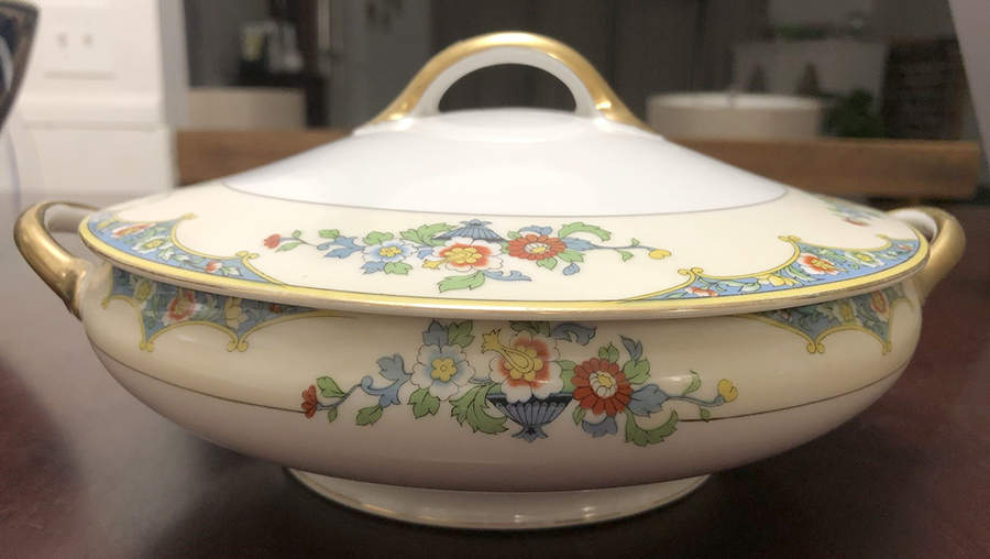 N1849 Round Covered Vegetable by Noritake-1