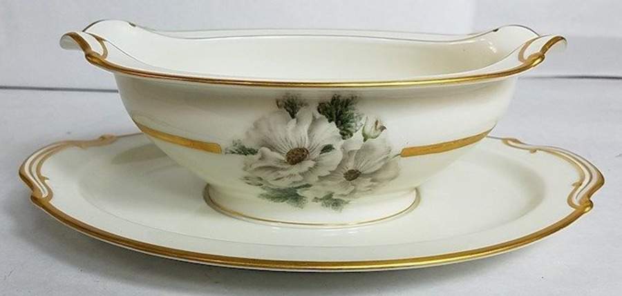 N1852 Gravy Boat & Underplate by Noritake-1
