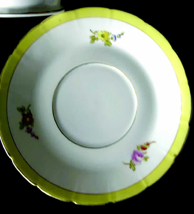 N1870 Saucer by Noritake-1