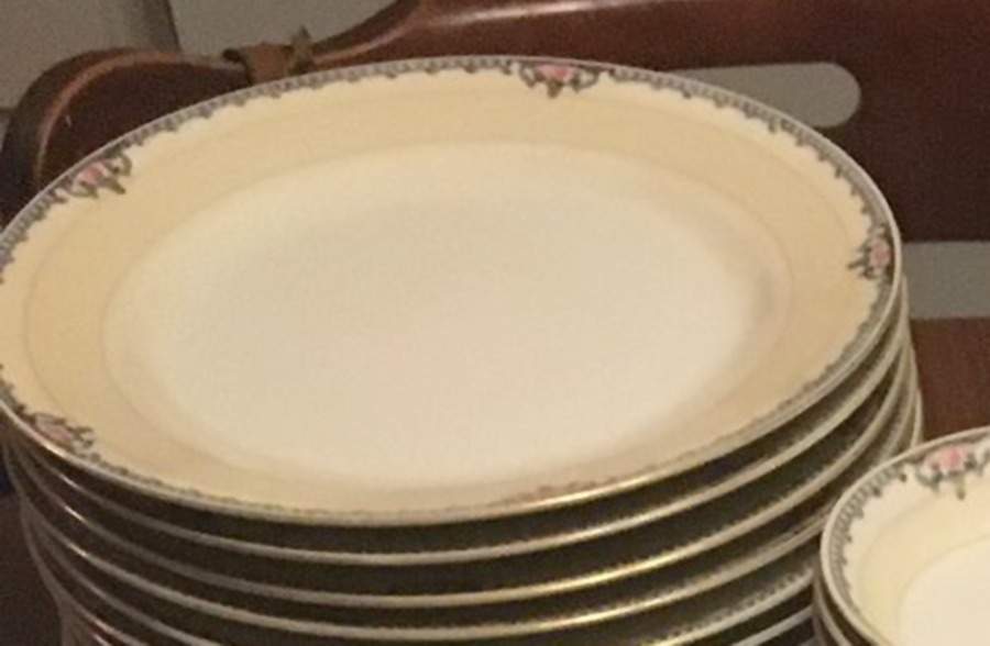 N1877 Salad Plate by Noritake-1