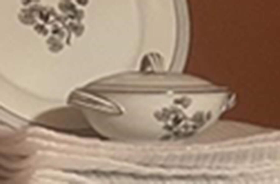 N1878 Sugar Bowl & Lid by Noritake-1