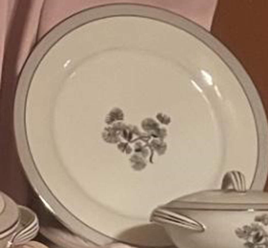 N1878 Dinner Plate by Noritake-1