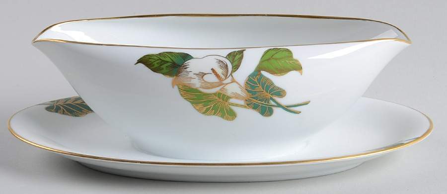 N1919 Gravy Boat with Attached Underplate by Noritake-1