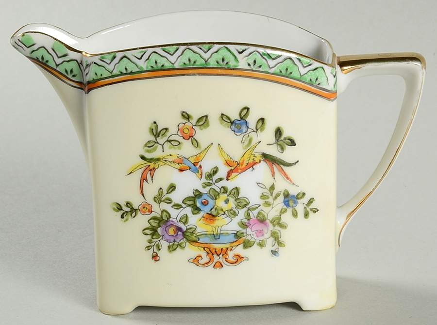 N1922 Creamer by Noritake-1