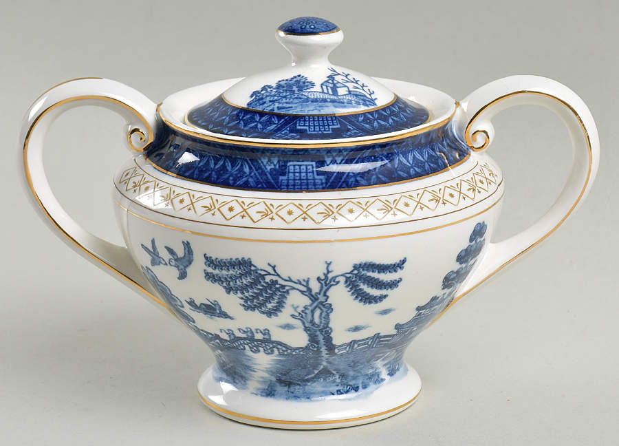 Blue Willow Sugar Bowl & Lid by Nikko-1