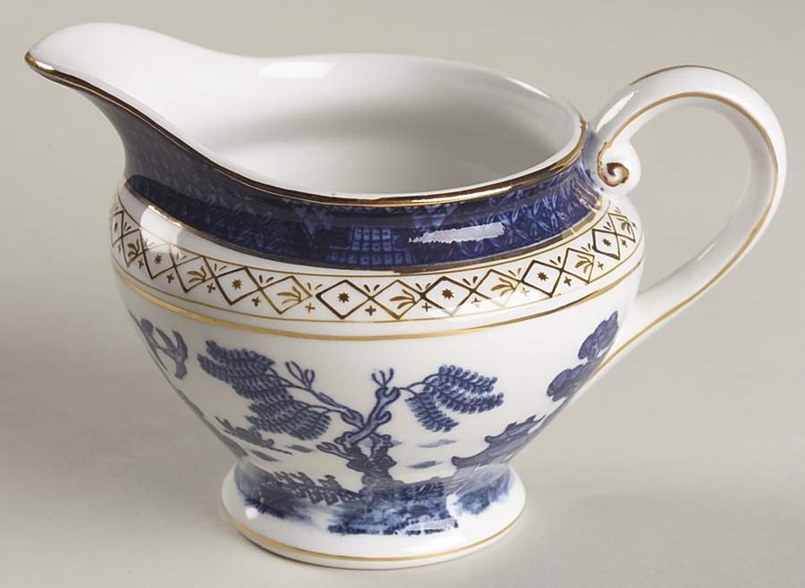 Blue Willow Creamer by Nikko-1