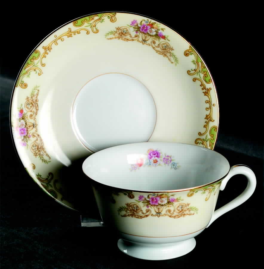 N1930 Footed Cup & Saucer Set by Noritake-1