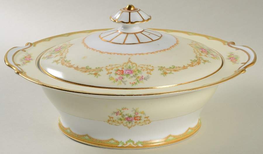 N1933 Round Covered Vegetable by Noritake-1