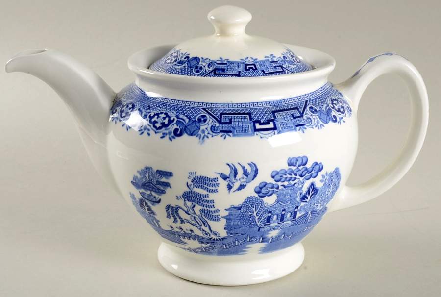 Willow Blue (No Gold Trim) Teapot & Lid by North Stafforsdhire-1