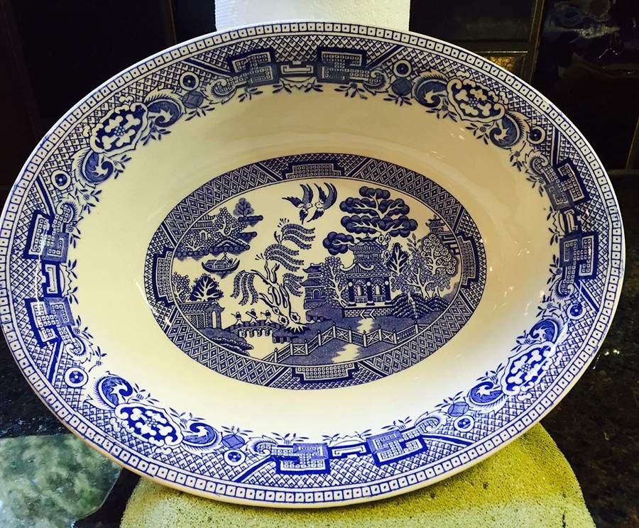 Willow Blue (No Gold Trim) 10" Oval Vegetable Bowl by North Stafforsdhire-1
