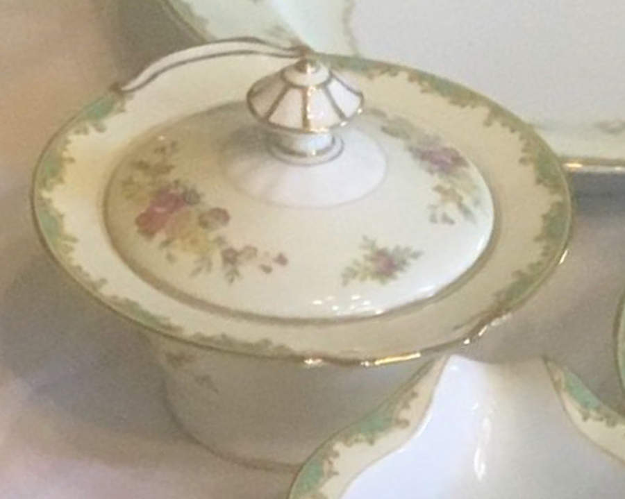 N1957 Sugar Bowl & Lid by Noritake-1