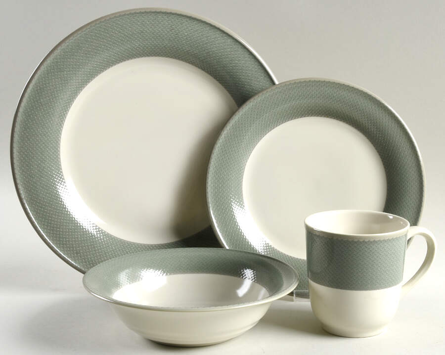 Safari Green 4 Piece Place Setting by Noritake-1