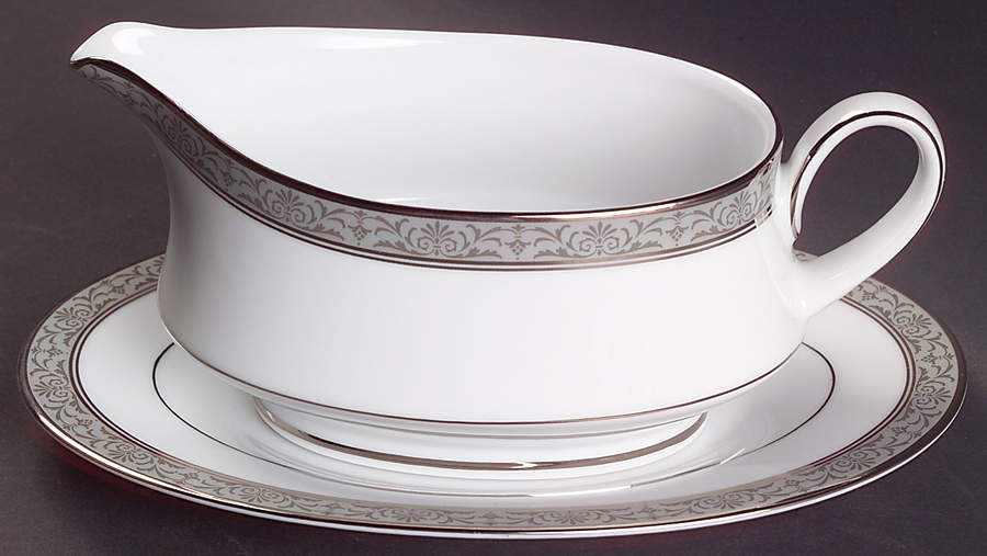 Sansbury Gravy Boat & Underplate by Noritake-1