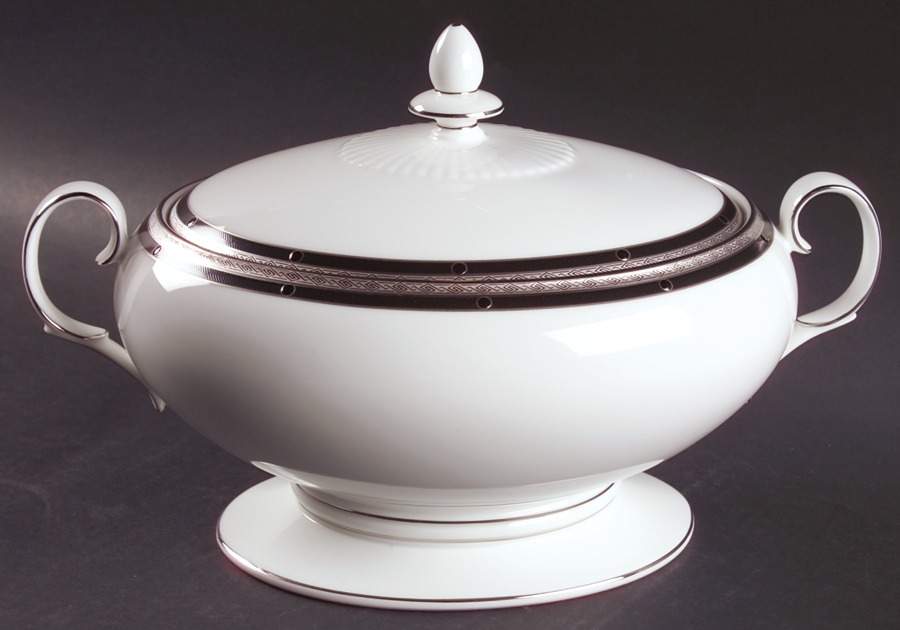 Patrina Platinum Oval Covered Vegetable by Noritake-1