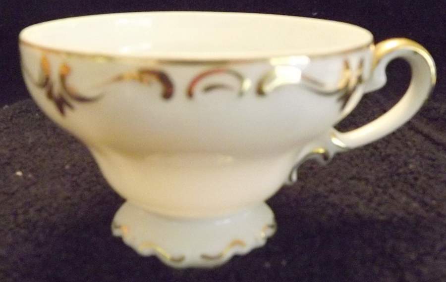 N1988 Footed Cup by Noritake-1