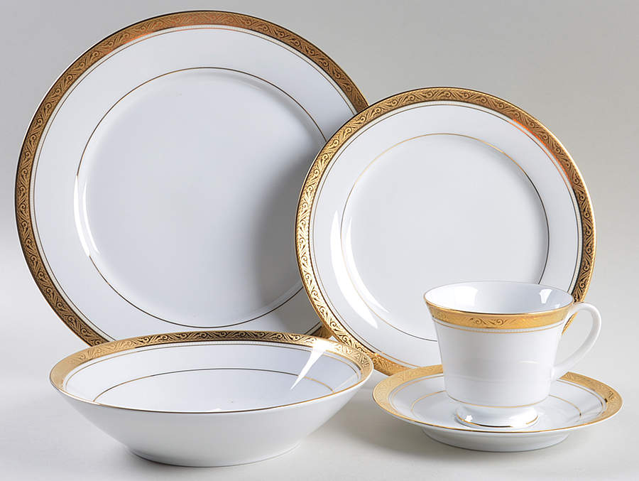 Majestic Gold 5 Piece Place Setting by Noritake-1