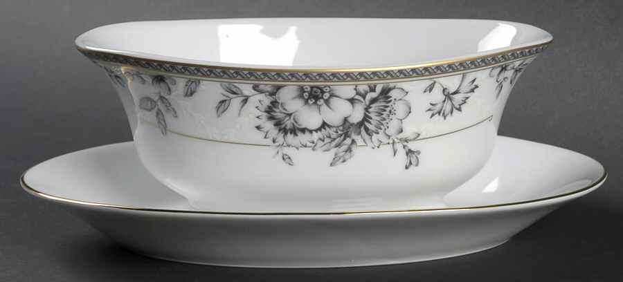 Nightingale Gravy Boat with Attached Underplate by Nikko-1