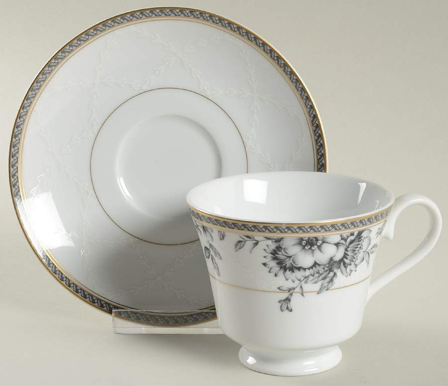 Nightingale Footed Cup & Saucer Set by Nikko-1