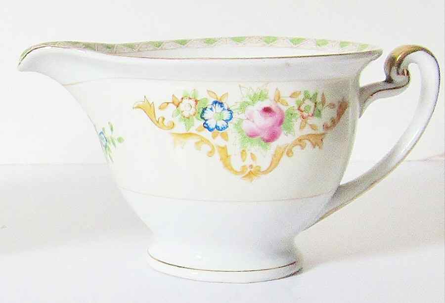 N2009 Creamer by Noritake-1