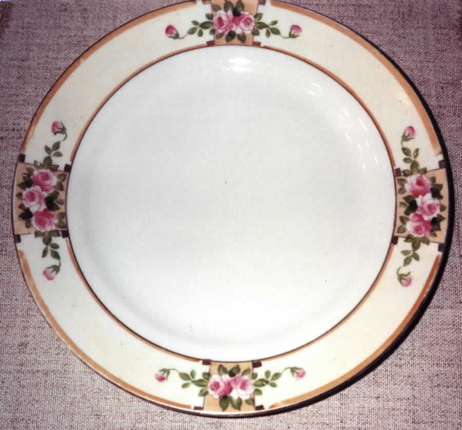 NIP65 Dessert/Pie Plate by Nippon-1