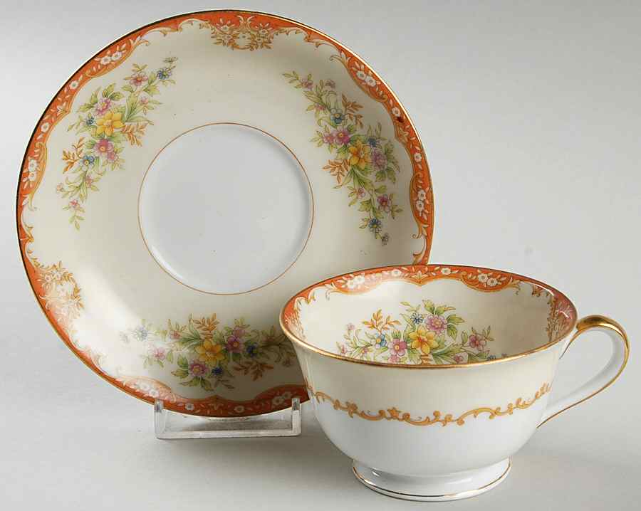 N2027 Footed Cup & Saucer Set by Noritake-1