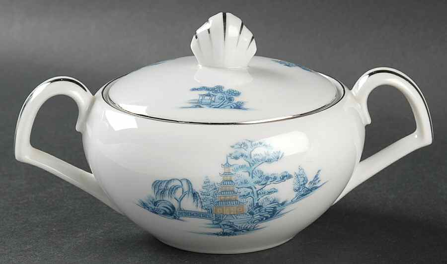 Ming Sugar Bowl & Lid by Narumi-1