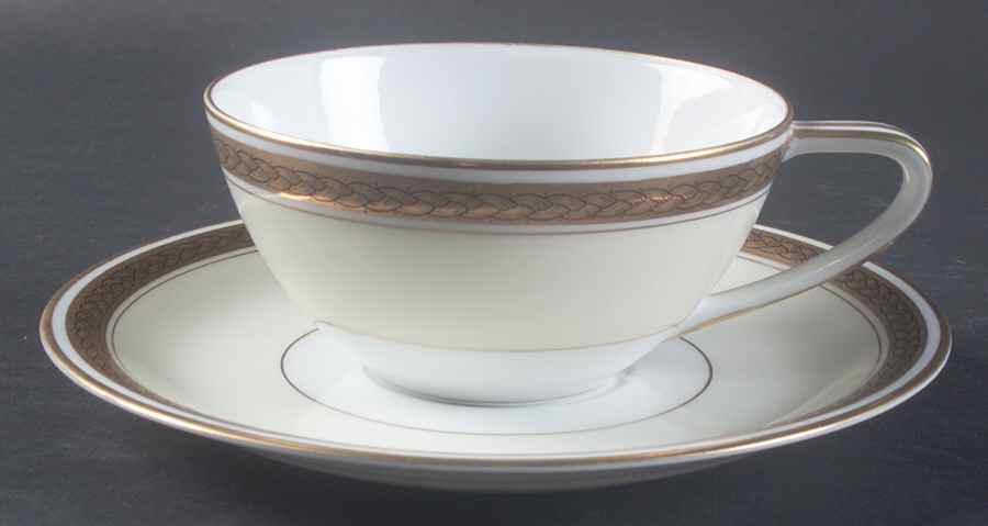 N2039 Flat Cup & Saucer Set by Noritake-1
