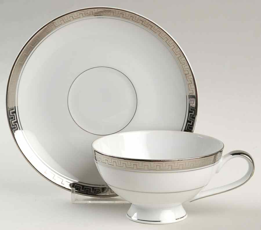 Alton Footed Cup & Saucer Set by Narumi-1