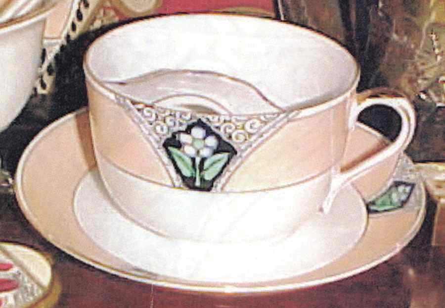 N2055 Mustache Cup & Saucer Set by Noritake-1