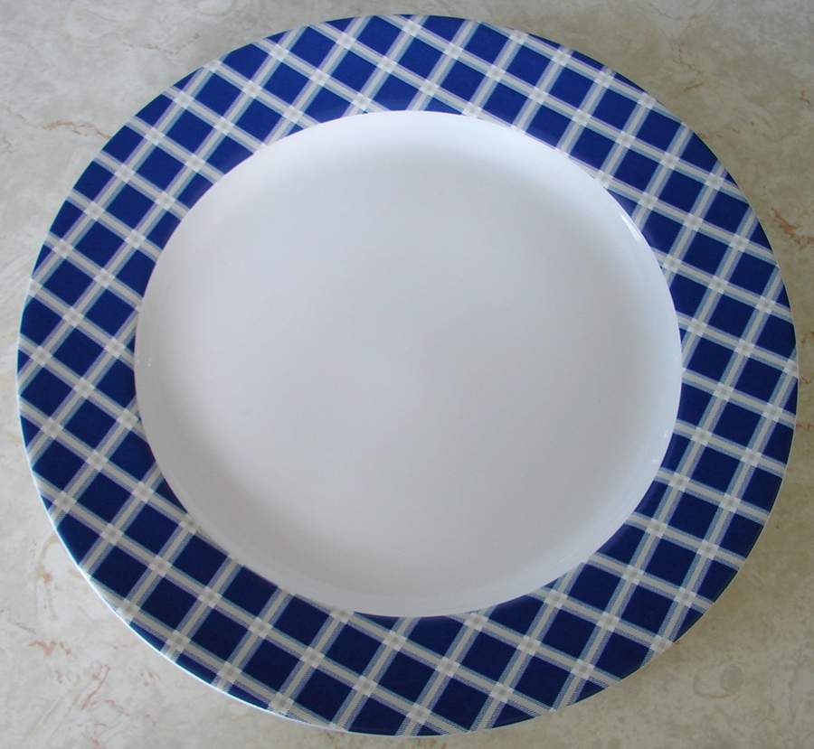 Crew Mariner Blue 12" Chop Plate (Round Platter) by Nautica-1