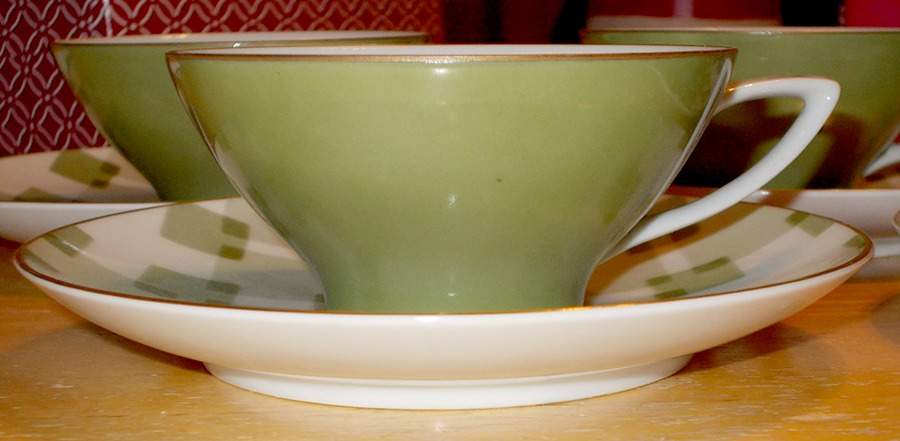 N2083 Flat Cup & Saucer Set by Noritake-1