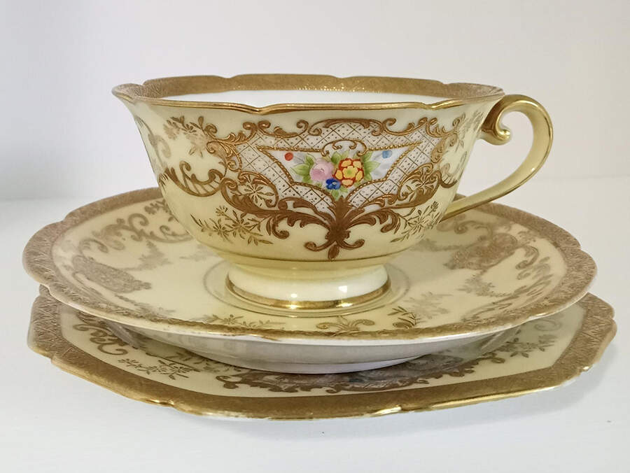 N2110 Footed Cup & Saucer Set by Noritake-1