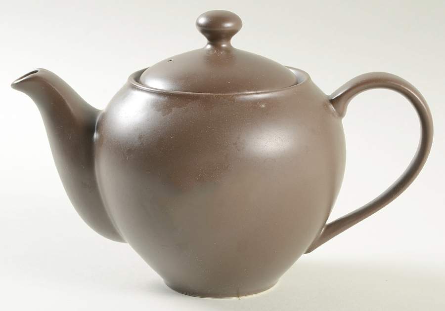 Colorwave Chocolate Small Teapot & Lid by Noritake-1