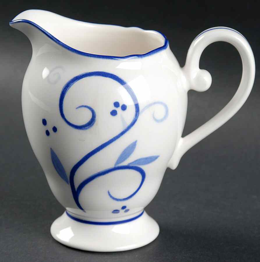 Blue Sunrise Creamer by Noritake-1