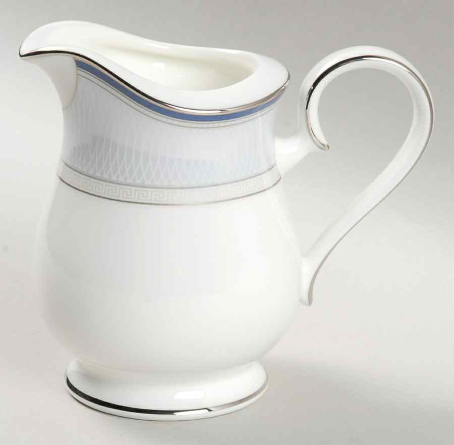 Crowne Platinum Creamer by Noritake-1