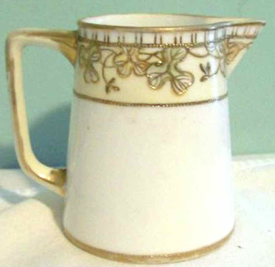 N2121 Creamer by Noritake-1