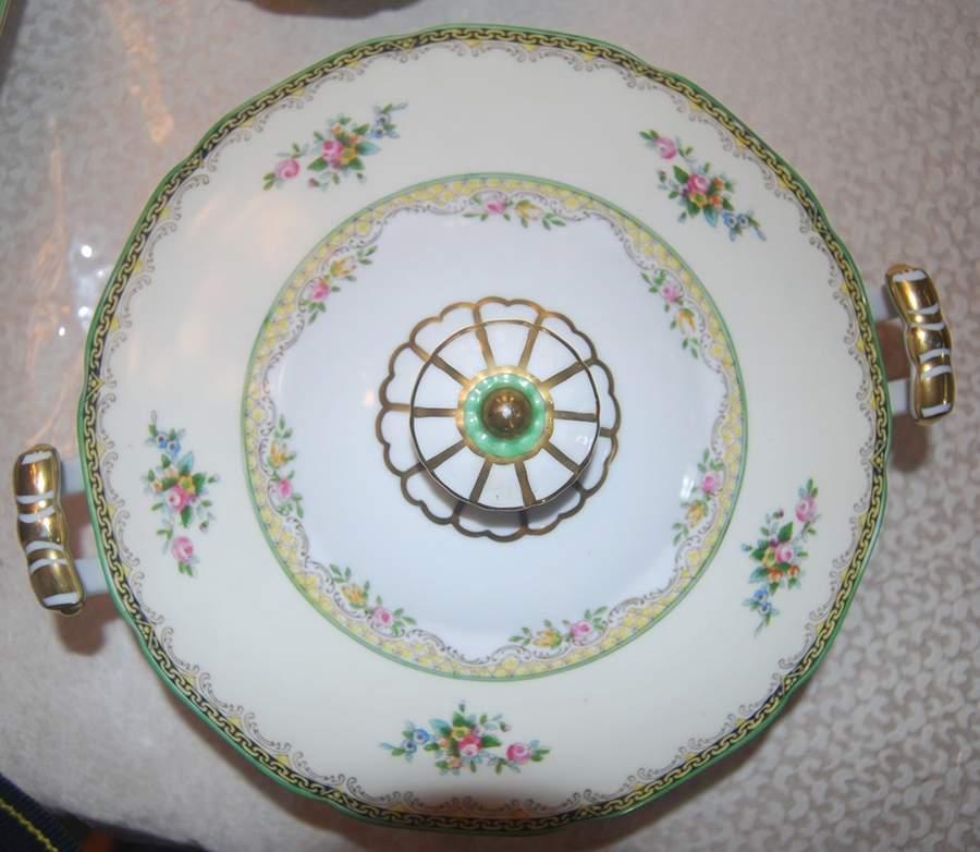N2133 Round Covered Vegetable by Noritake-1
