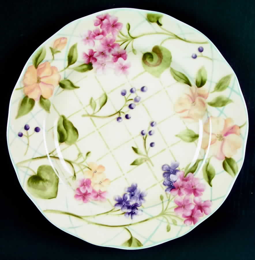 Garden Trellis Dinner Plate by Noble Excellence-1