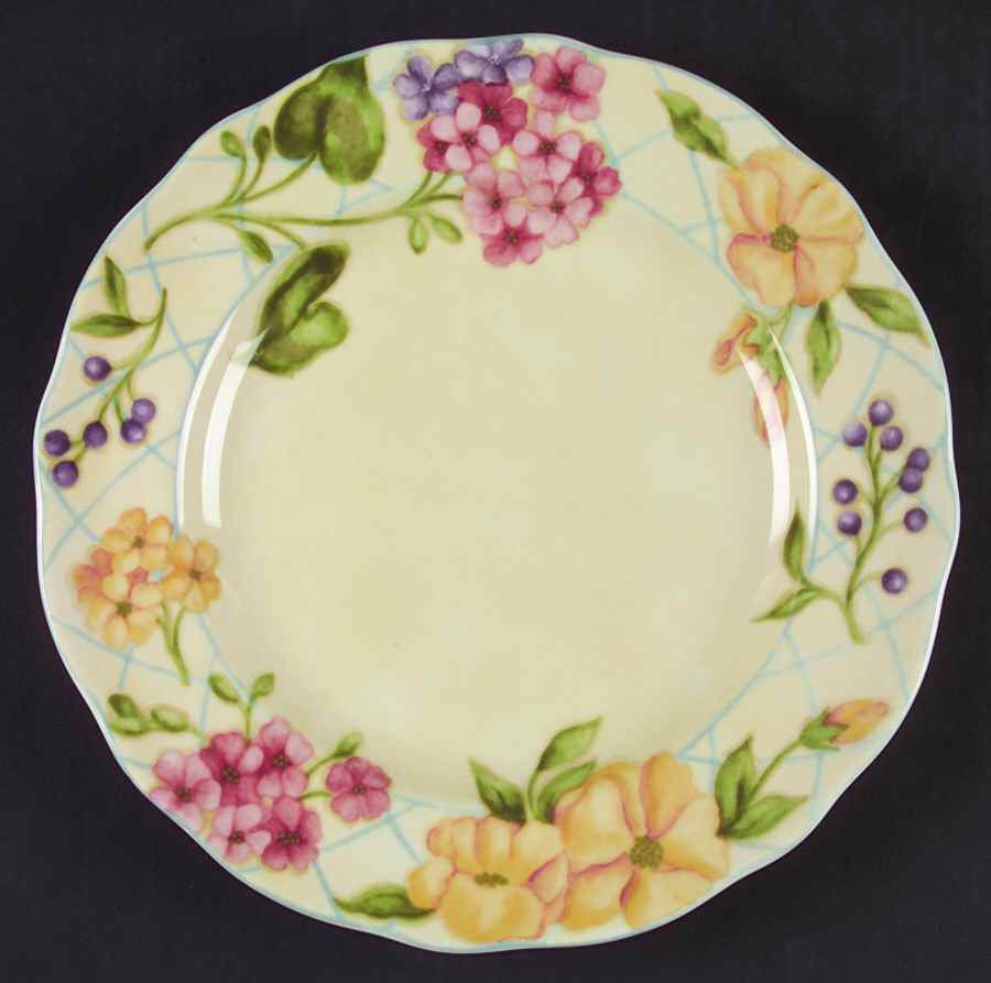 Garden Trellis Dinner Plate by Noble Excellence-1